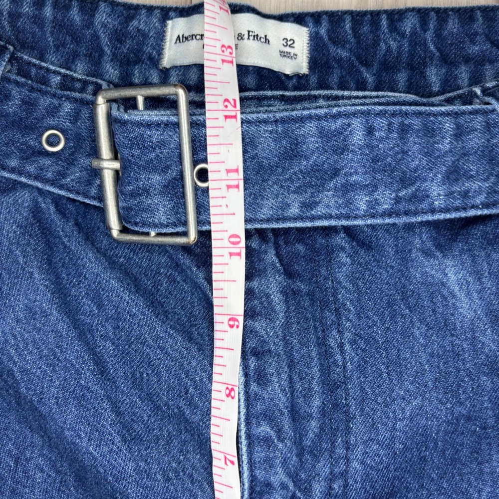 Abercrombie & Fitch High Rise Wide Leg Belted Pleated Jeans Dark Wash Denim 32 - Picture 5 of 9